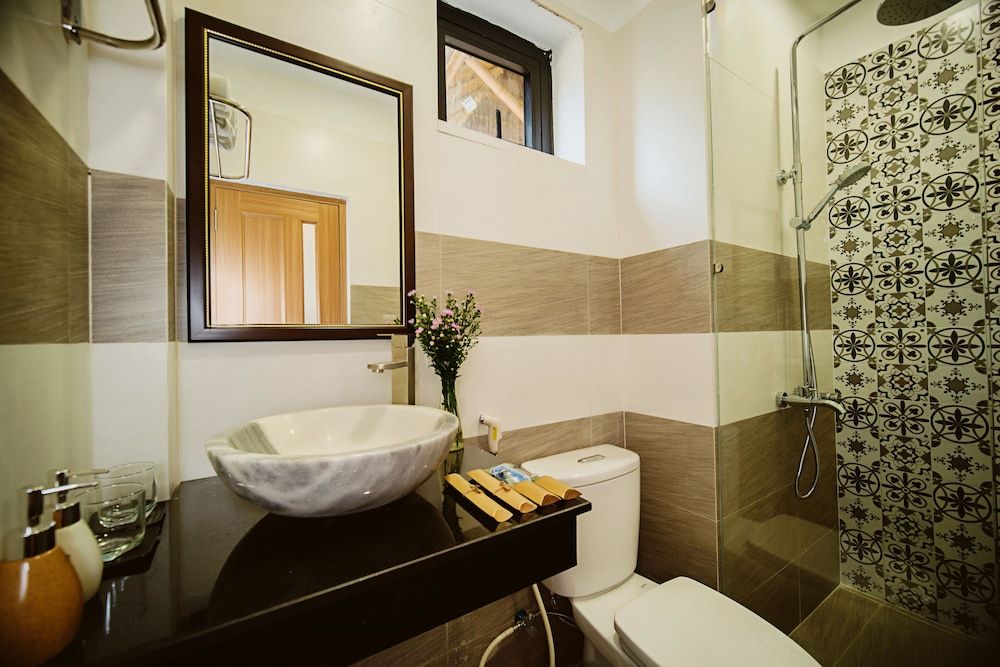 BB's Cozy House & Apartment Family Apartment, Pool View 8