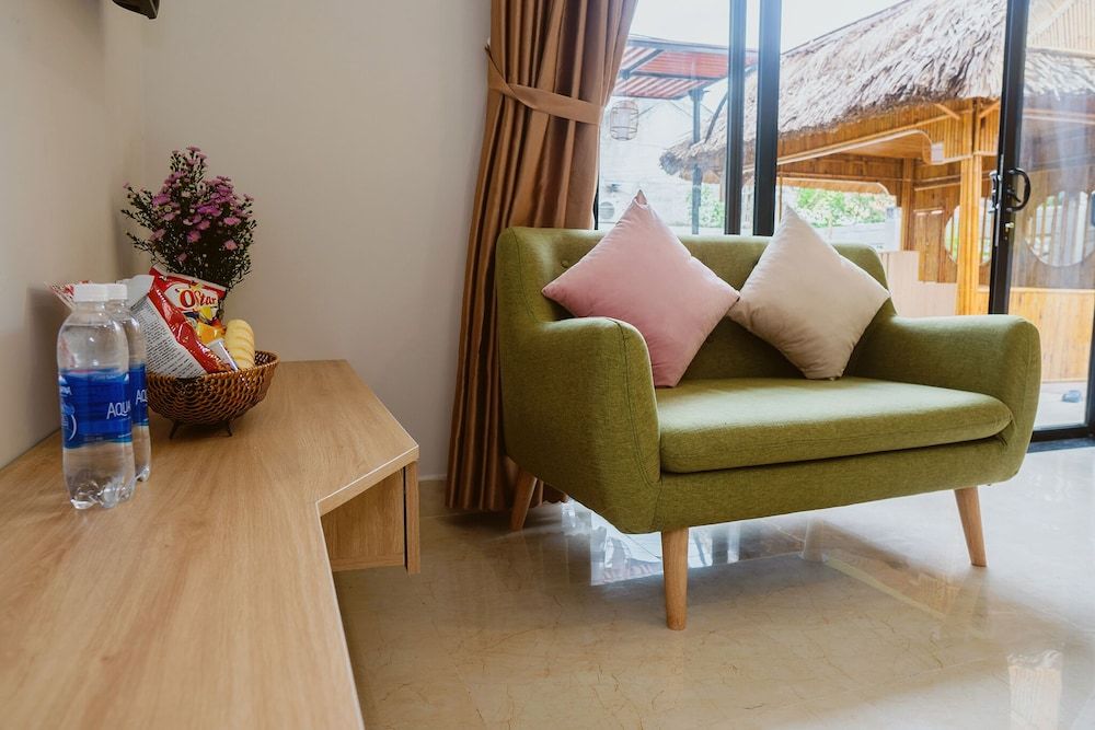 BB's Cozy House & Apartment Family Apartment, Pool View 7