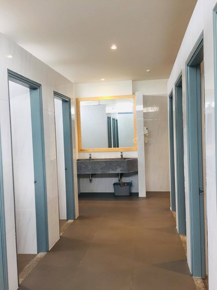 undefined Bed Station Hostel & Pool  Bar Hoi An 7