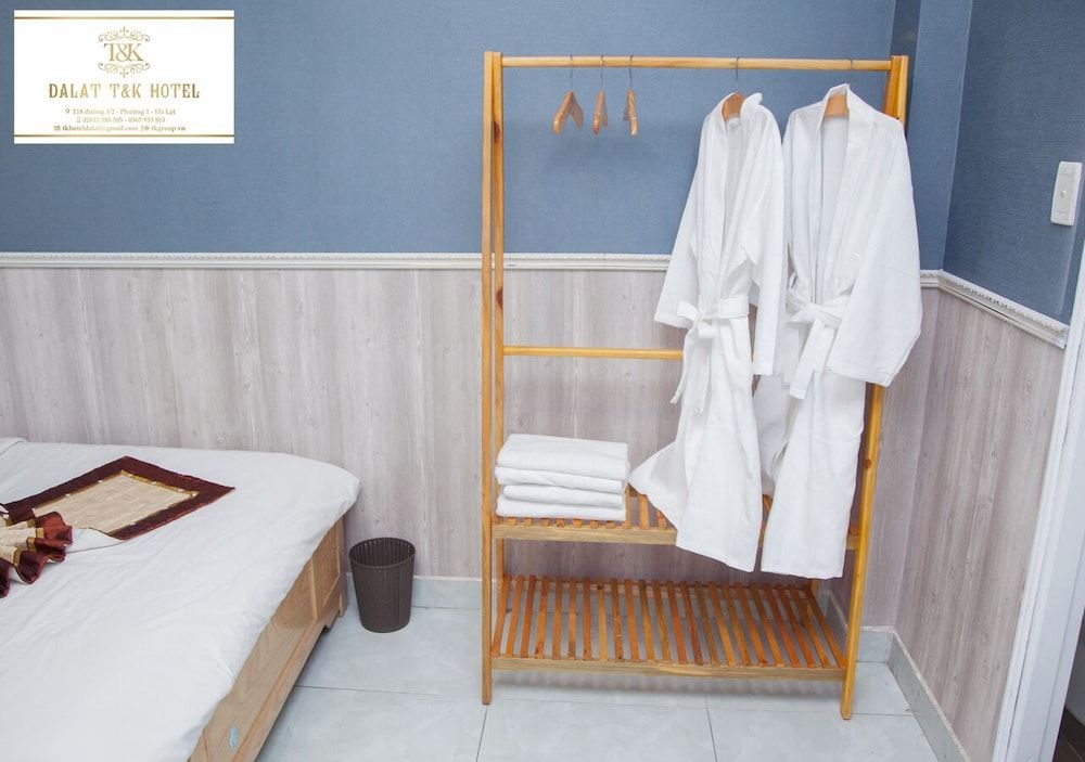 Da Lat T&K Hotel Standard Double Room 9