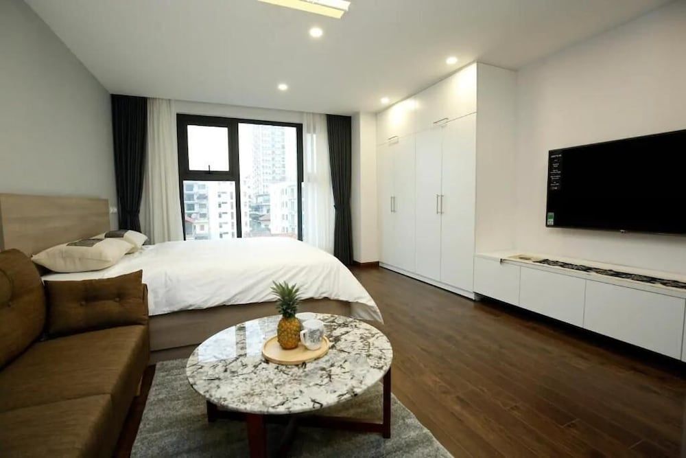 undefined Bayhomes D' Le Roi Soleil Apartment