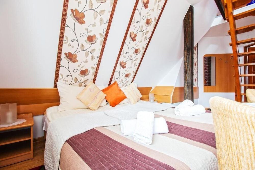 Deluxe Quadruple Room (nr 10)