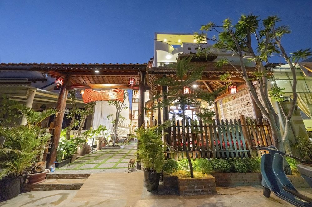 undefined Blue Whale Homestay 7