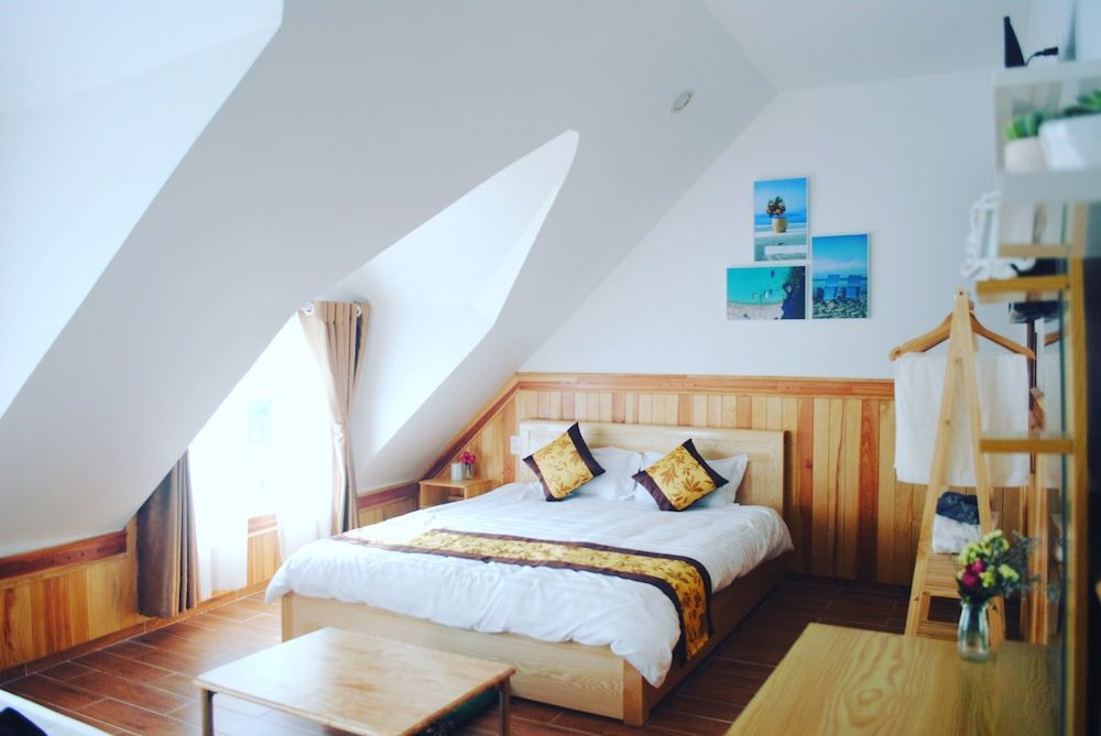 undefined Dinh Nguyen Hotel 4