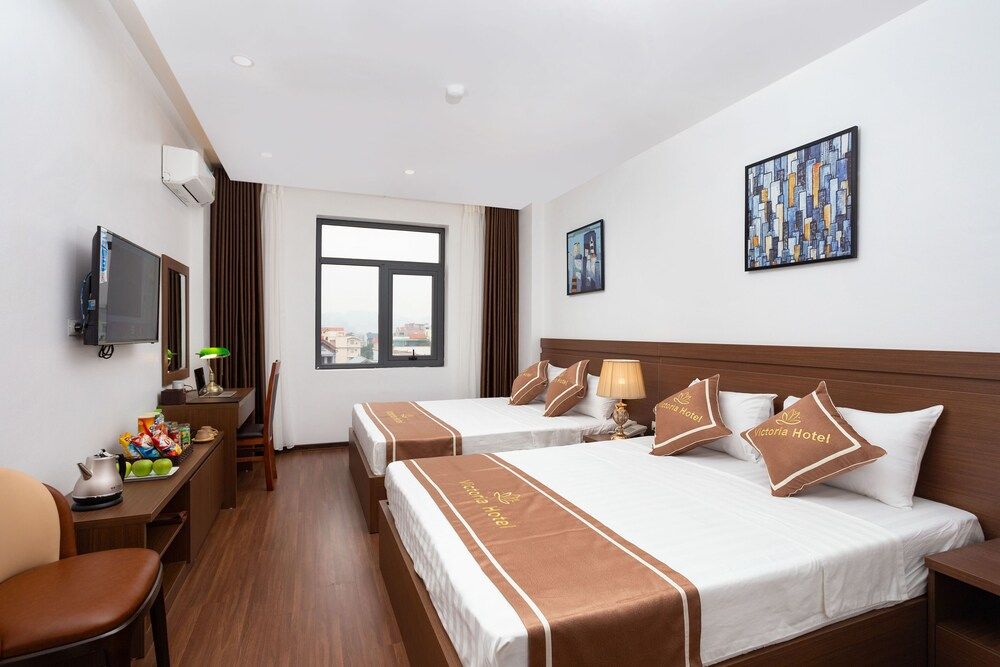 Victoria Hotel Ninh Binh Quadruple Room, Mountain View 3