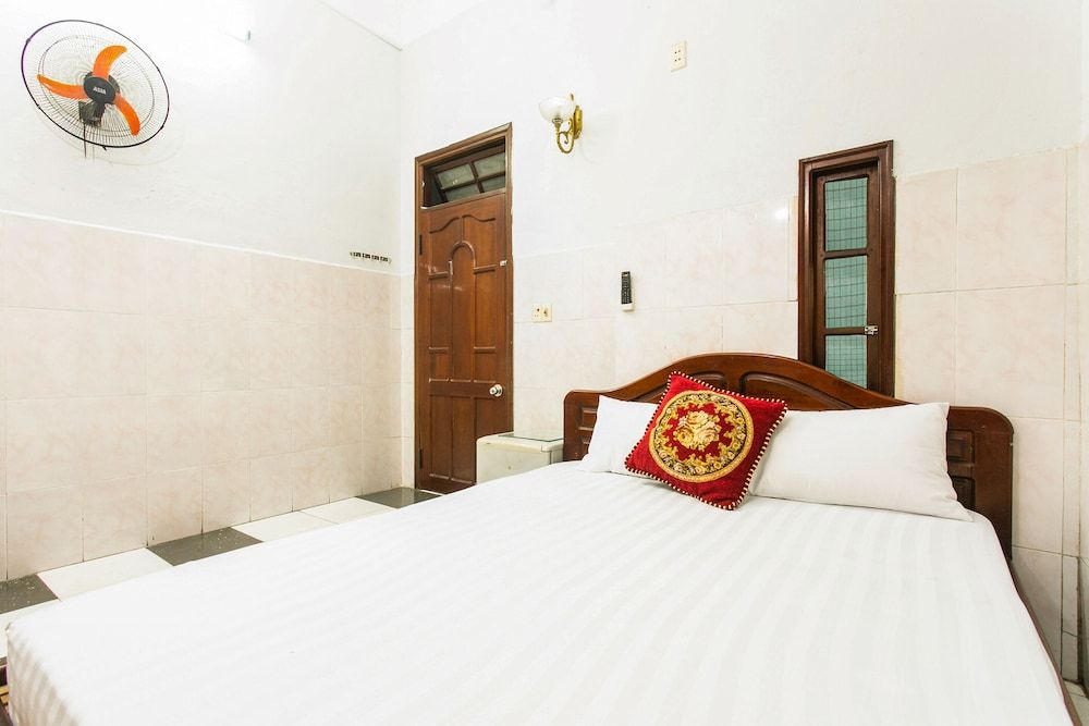 SPOT ON 804 My Hanh Hotel Superior Quadruple Room 4