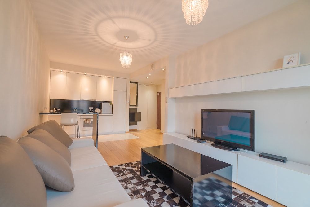 undefined Green Wood Apartments Platinum Towers 5