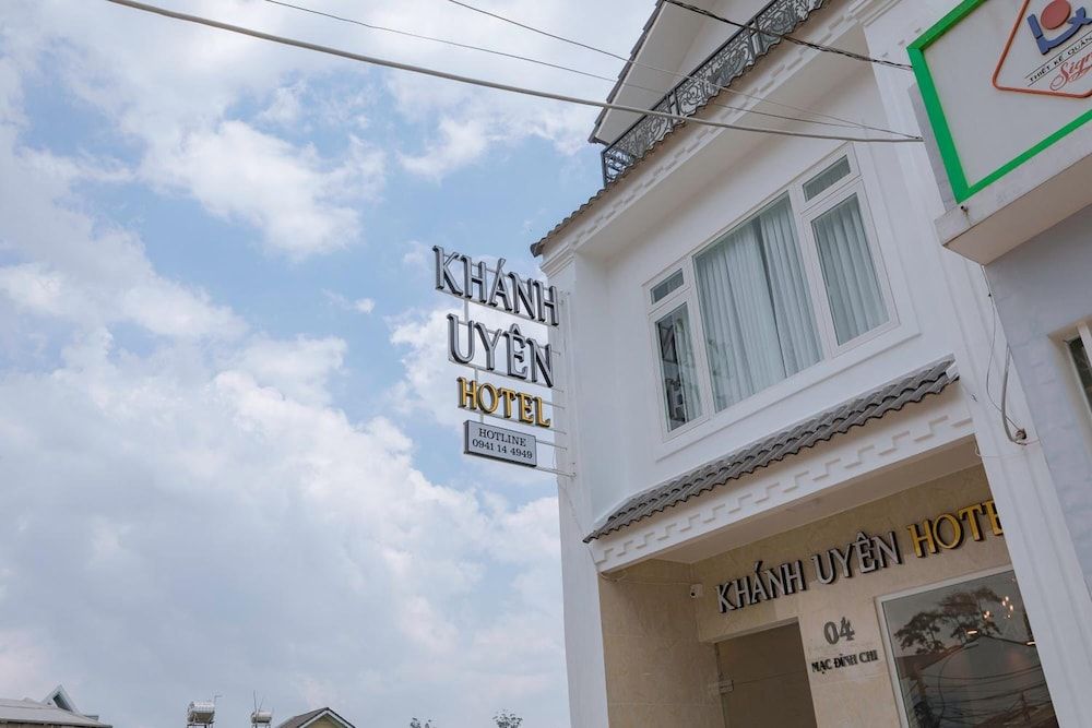 undefined Khanh Uyen Hotel 5