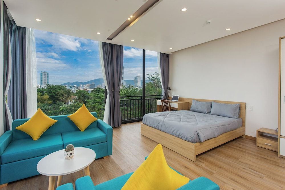 NOS House Signature Apartment, River View 3