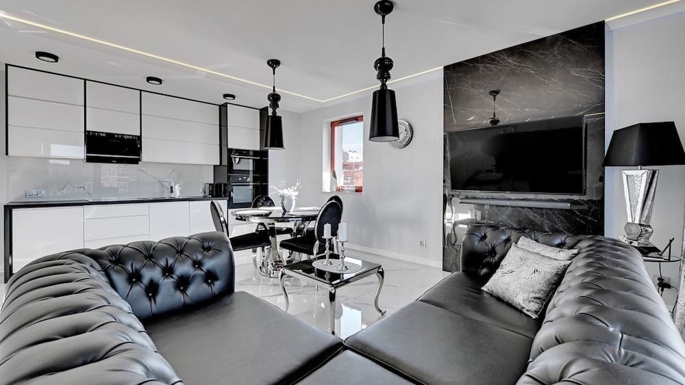 undefined Frey Homes Waterlane Glamour &SPA 2