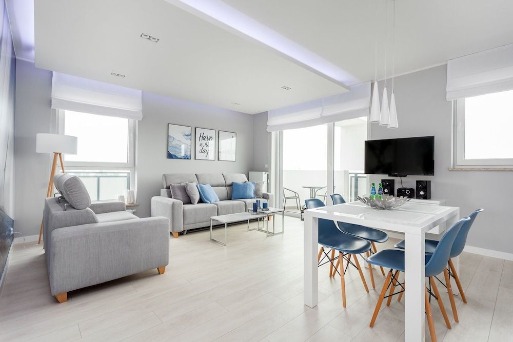 Frey Homes Bastion Walowa Superior Apartment 6