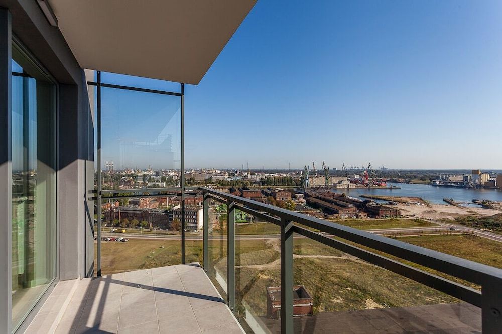 Frey Homes Bastion Walowa Royal Apartment 14