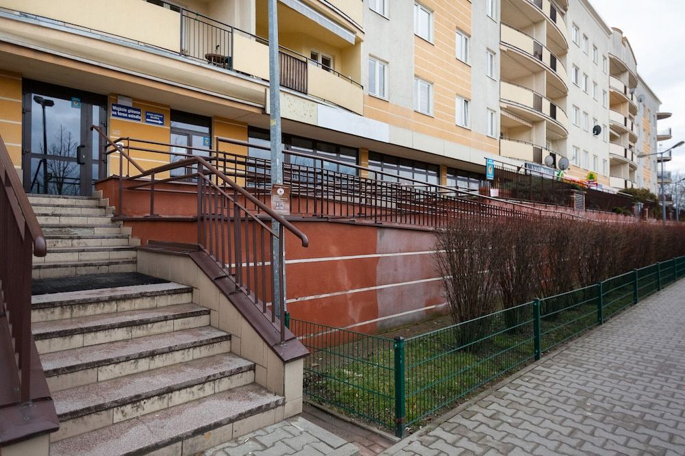 undefined Bluszczanska 76/147 4