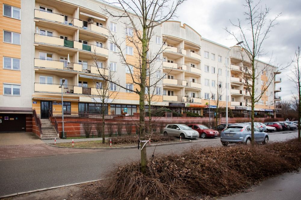 undefined Bluszczanska 76/147 2