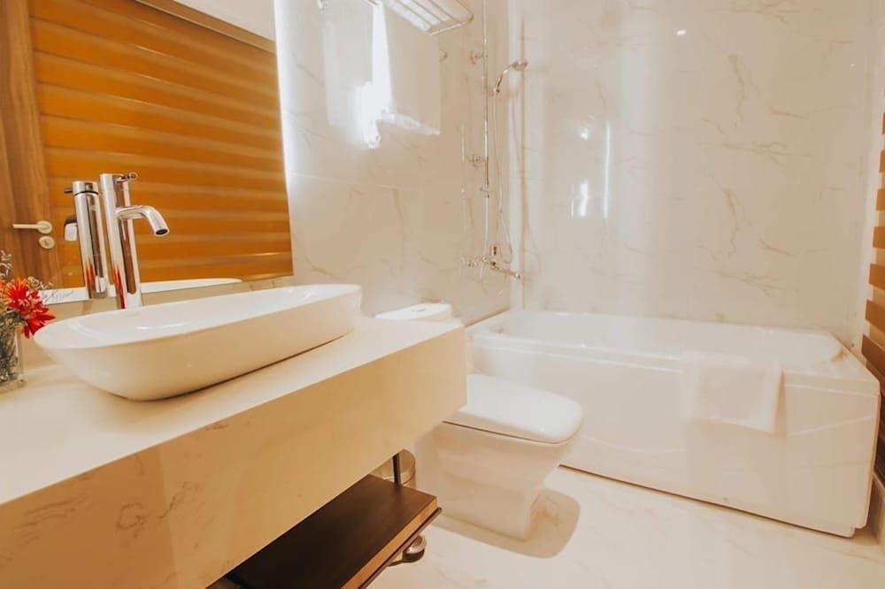 Lupin Boutique Hotel Superior Twin Room 3