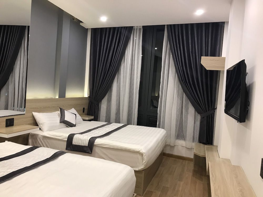 undefined Ha Anh Hotel 4