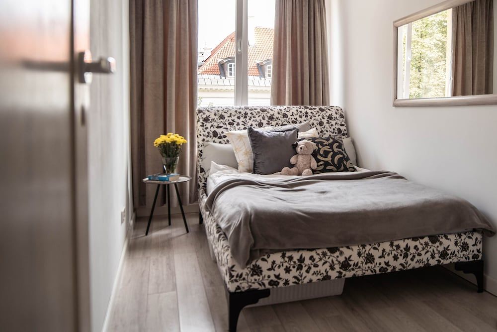 undefined P&O Apartments Corazziego Metro Ratusz 2