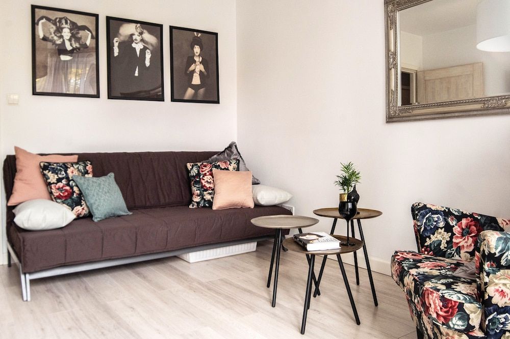 undefined P&O Apartments Corazziego Metro Ratusz