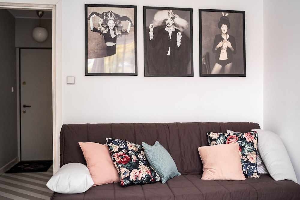 undefined P&O Apartments Corazziego Metro Ratusz 3