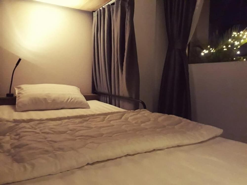 undefined Adora Central Park - Hostel 4