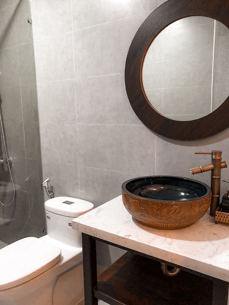 The Night Market Villa Deluxe Double Room, Pool View 5