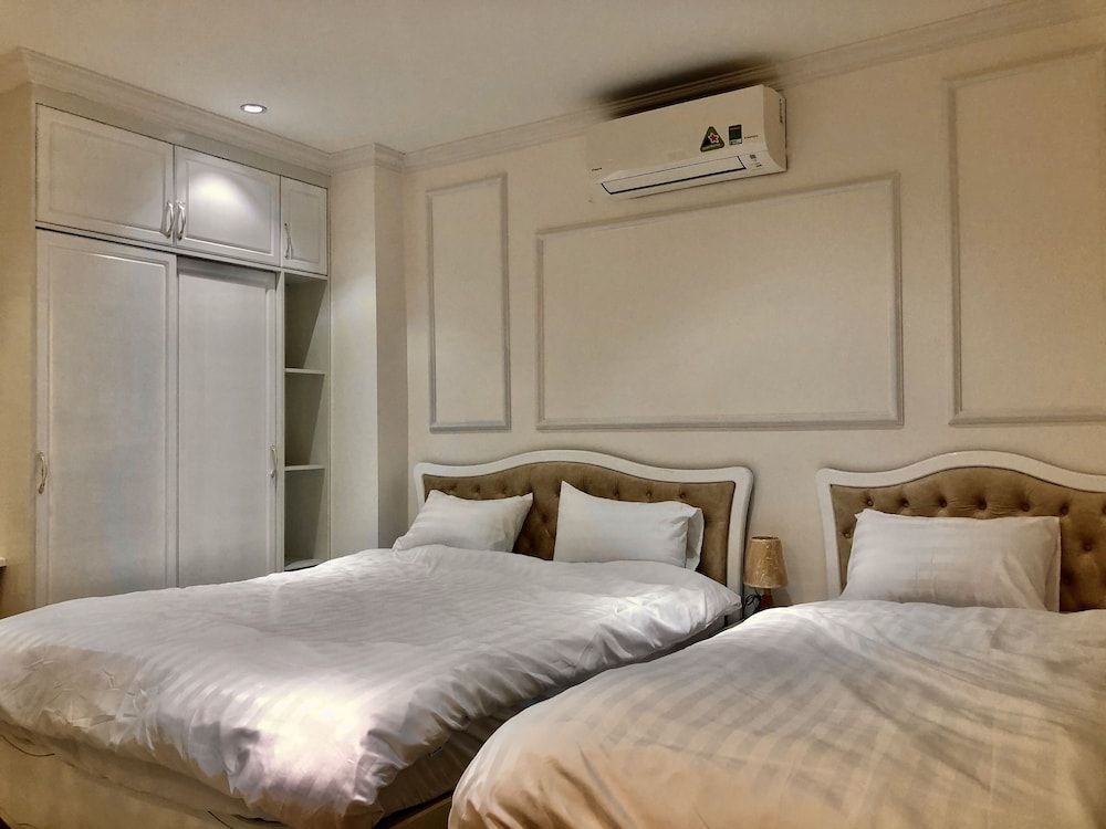 undefined New Luxury Apartment in City Center 2