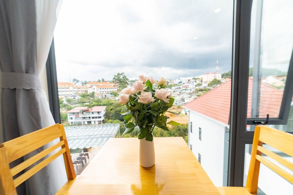 Harmony Villa Dalat Double Room, Valley View 11