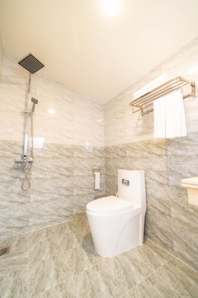 Harmony Villa Dalat Double Room, Valley View 12