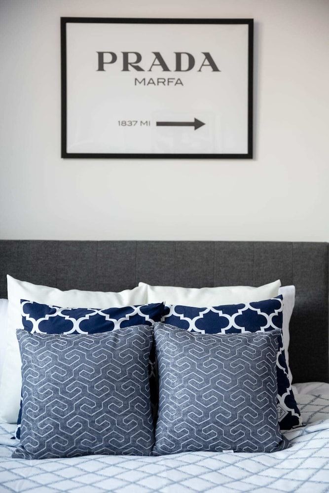 undefined Stara Ochota Vogue Apartment 10