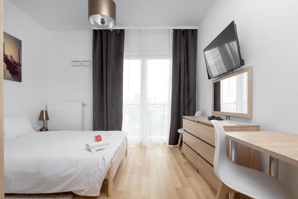 undefined Wola Chic Brown Studio 10