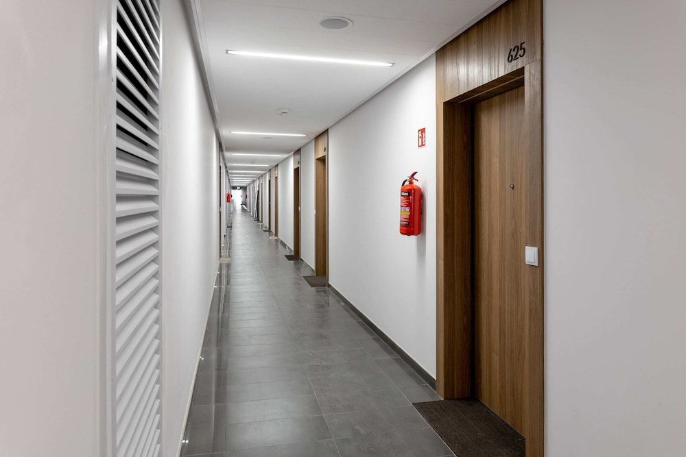 undefined Wola Chic Brown Studio 5