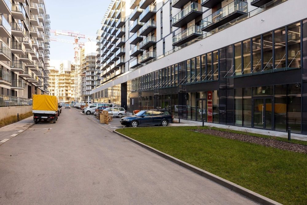 undefined Wola Chic Brown Studio 4