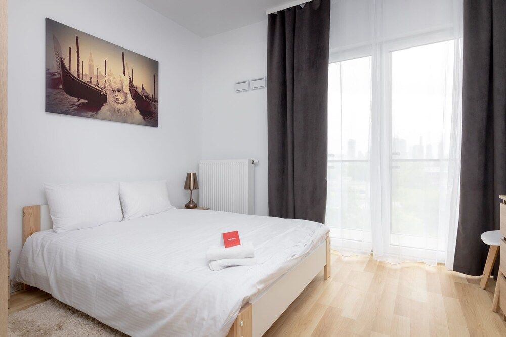 undefined Wola Chic Brown Studio 8