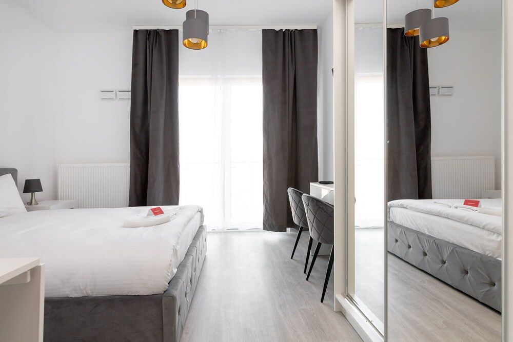 undefined Wola Chic Grey Studio 9