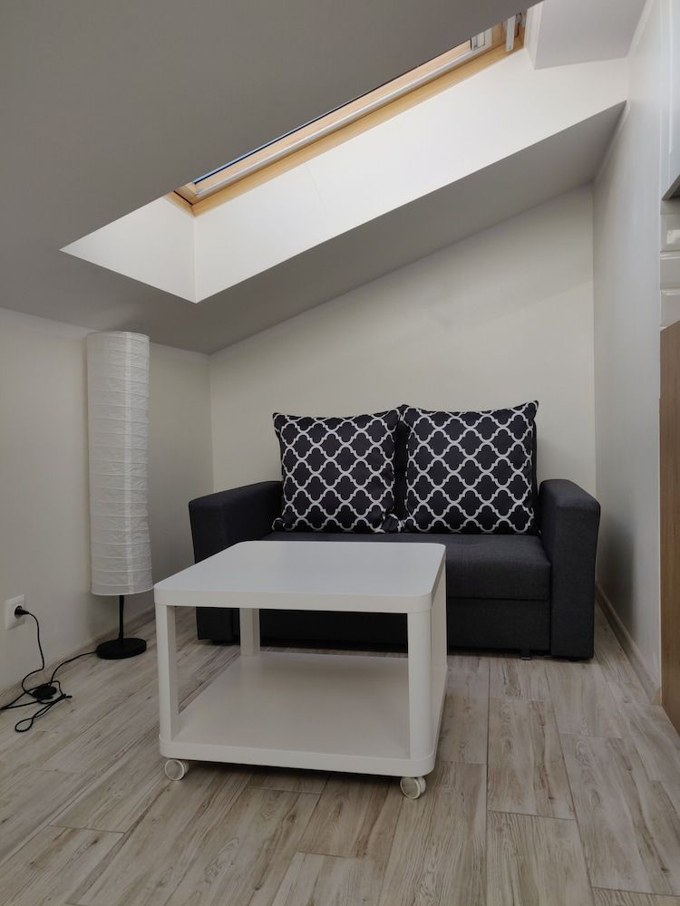 601 Apartments Apartment (C) 7