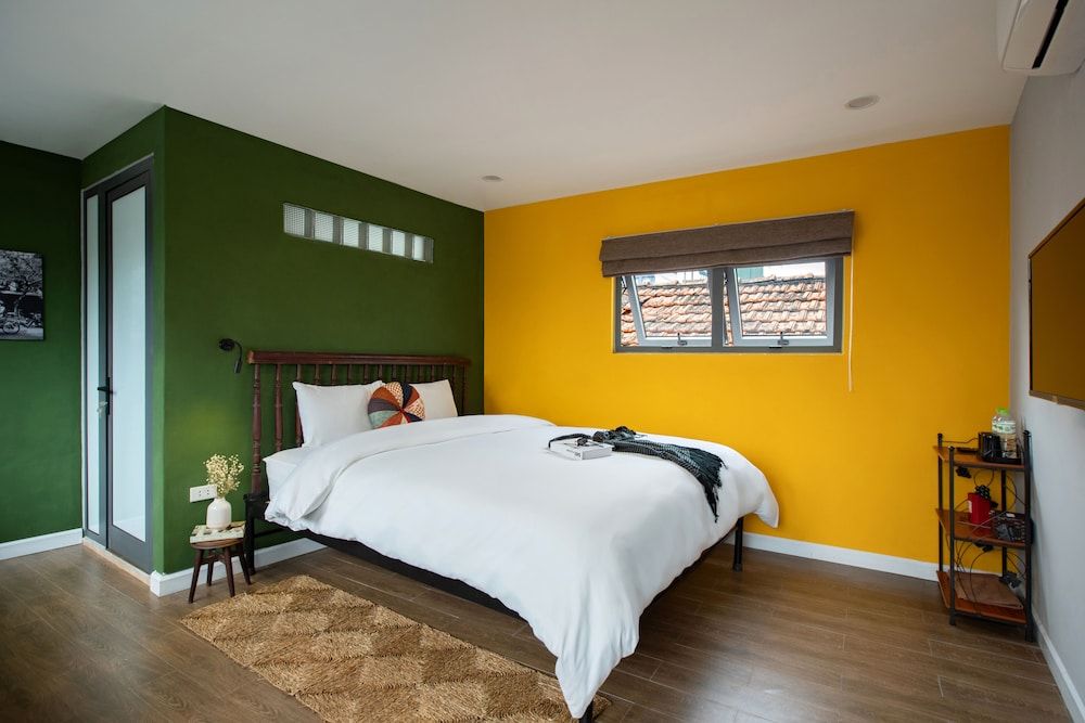 undefined Centraltique Hidden Oasis 10