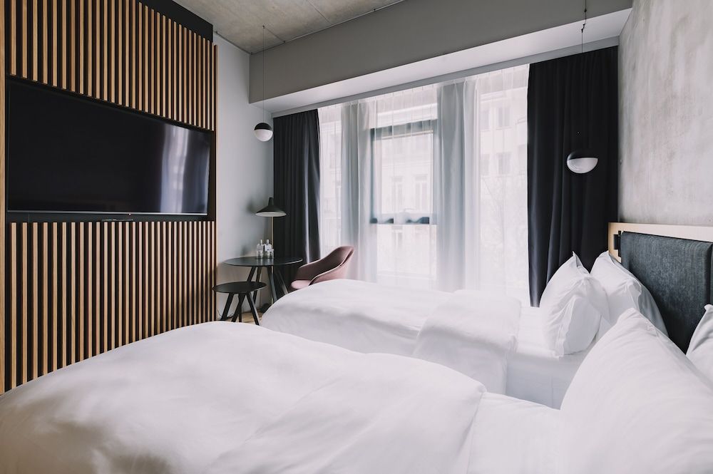 Nobu Hotel Warsaw Executive Twin Room 3