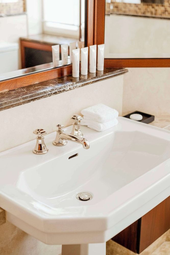 Nobu Hotel Warsaw Classic Room (Classic Room) 4