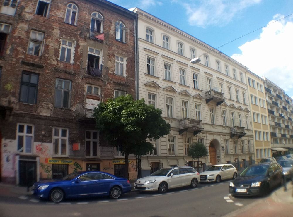 undefined Warsaw Concierge Wilcza Gallery 2