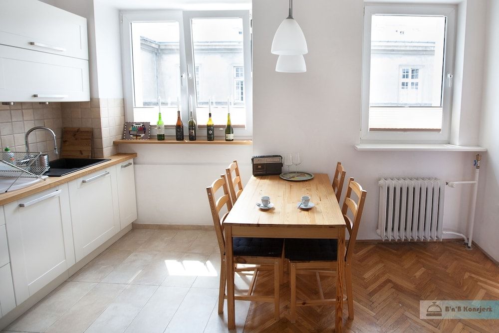 undefined Warsaw Concierge Bracka City Center 8