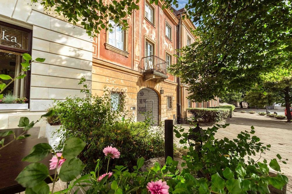 undefined Warsaw Concierge Studio Old Town Square 3