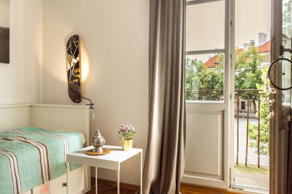 undefined Warsaw Concierge Studio Old Town Square 10