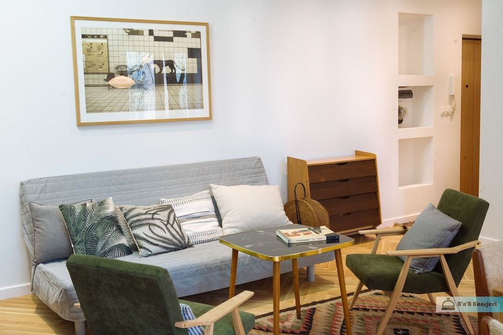 undefined Warsaw Concierge Saska Studio 6