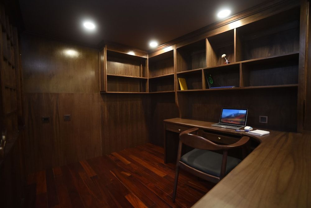 D' Le Roi Soleil Luxury Apartment Wesstlake Apartment, 2 Bedrooms 6