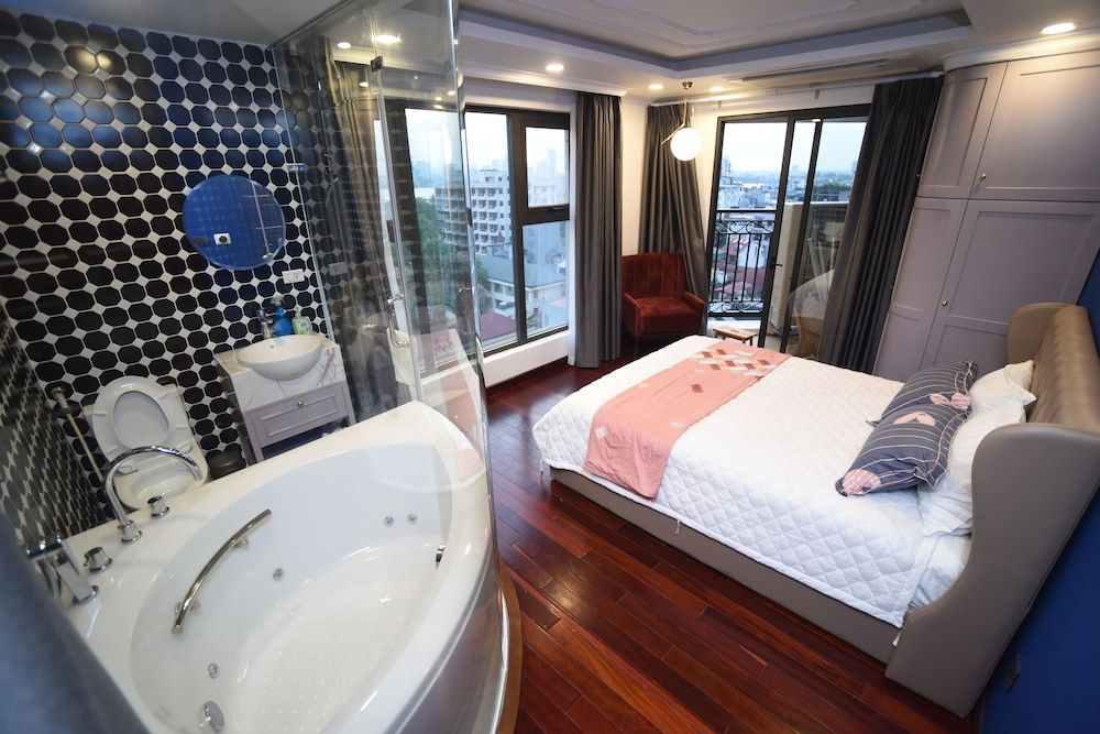 D' Le Roi Soleil Luxury Apartment Wesstlake Apartment, 2 Bedrooms 2