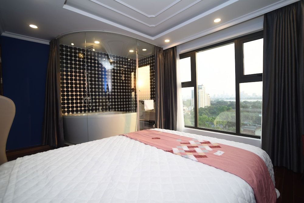 D' Le Roi Soleil Luxury Apartment Wesstlake Apartment, 2 Bedrooms 24