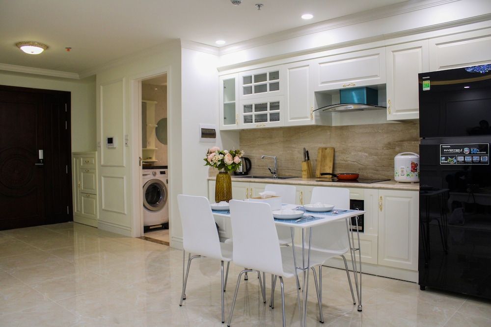 D' Le Roi Soleil Luxury Apartment Wesstlake Apartment 12