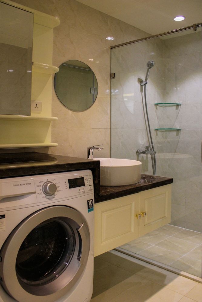 D' Le Roi Soleil Luxury Apartment Wesstlake Apartment 16