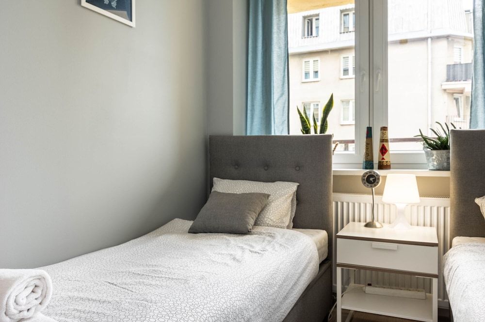 undefined Warsaw Concierge Silver Apartment 6