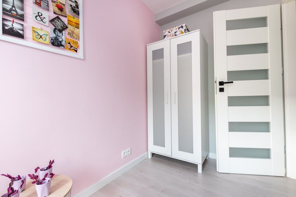 undefined Warsaw Concierge Silver Apartment 3